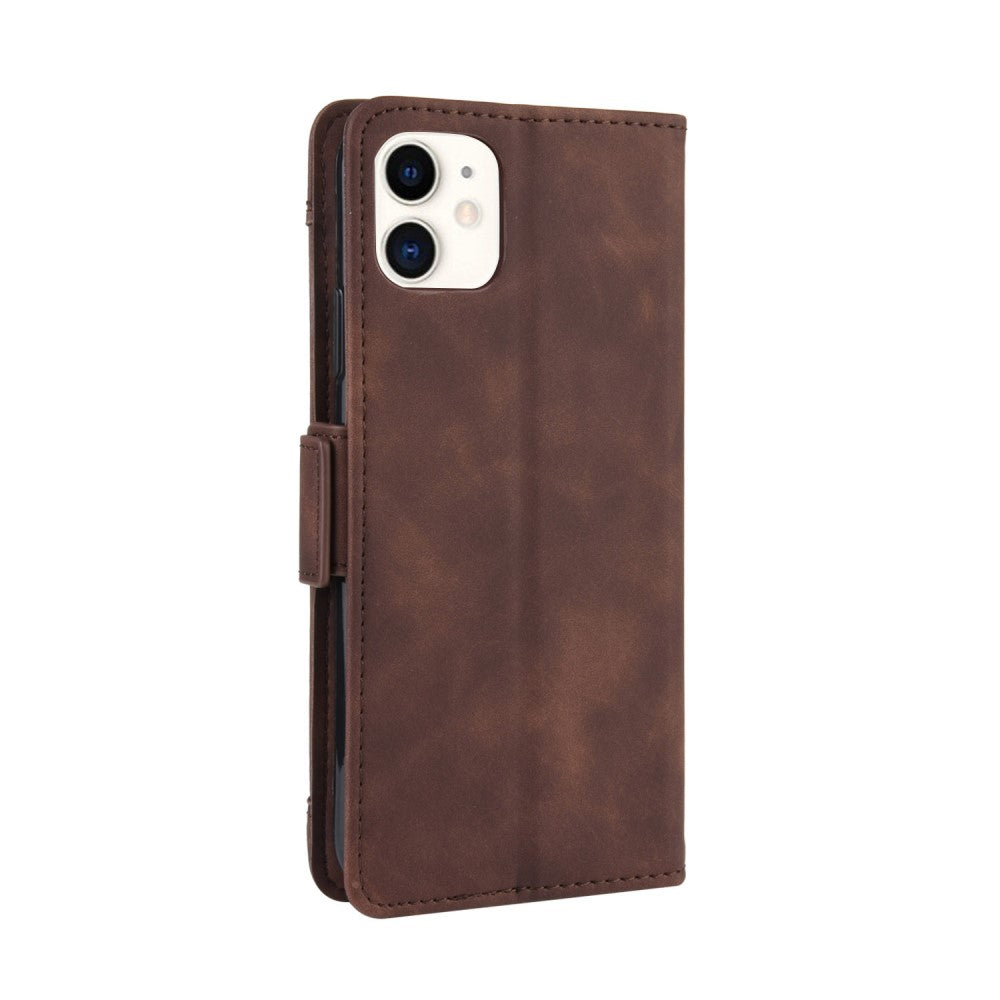 Custodia a libro in pelle marrone per smartphone, con due fotocamere sul retro.