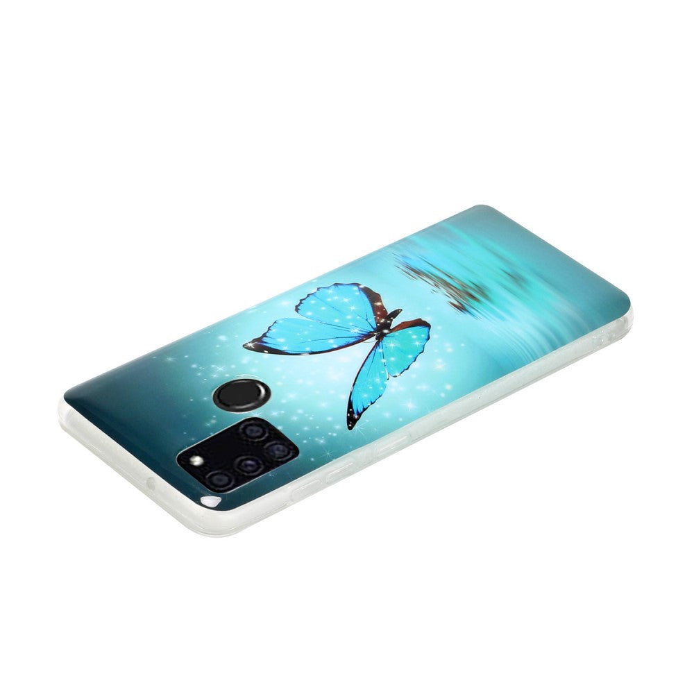 Una cover per telefono blu con farfalla e ritaglio fotocamera. Scintillii ed effetto acqua.
