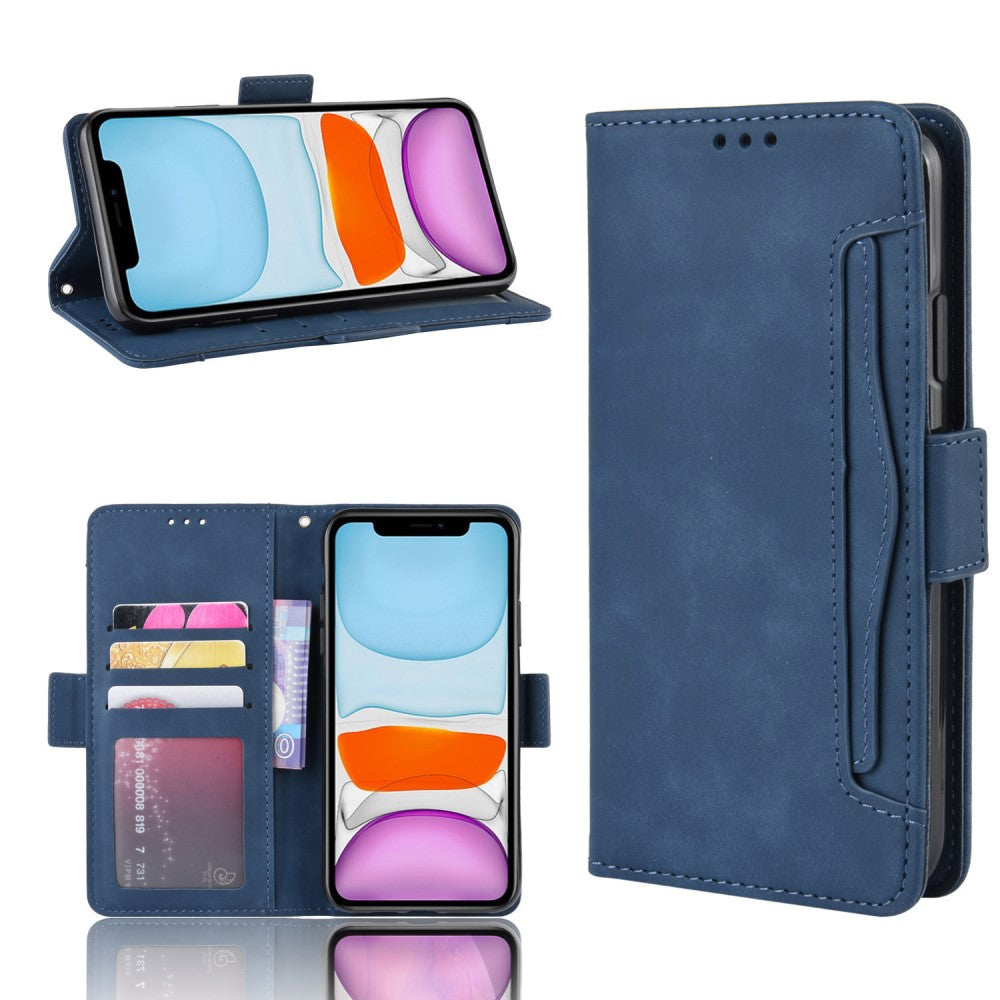 Custodia blu per iPhone con slot per carte, telefono aperto.