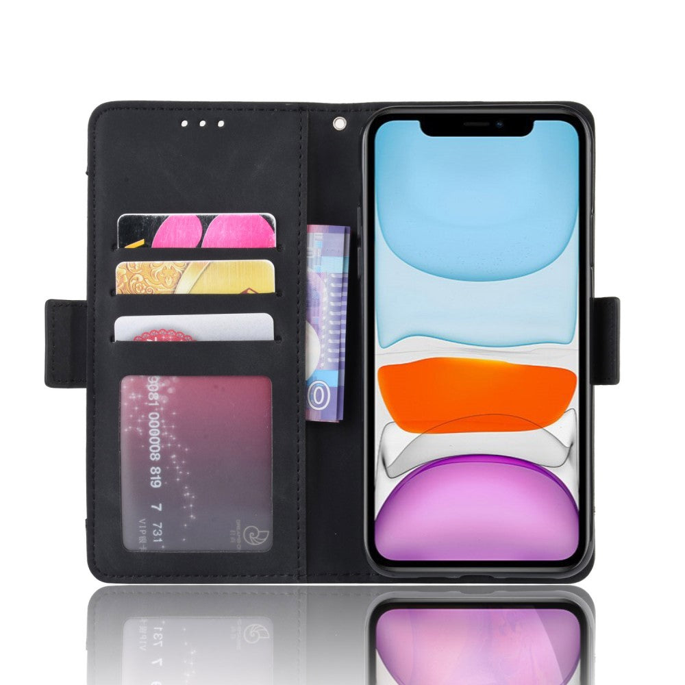 Custodia a portafoglio nera per iPhone con slot per carte e smartphone.