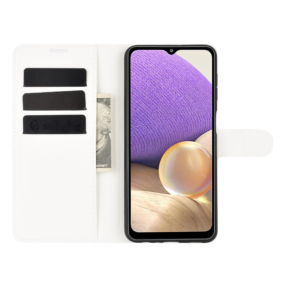 Una custodia a libro bianca per smartphone con slot per carte e un telefono inserito.