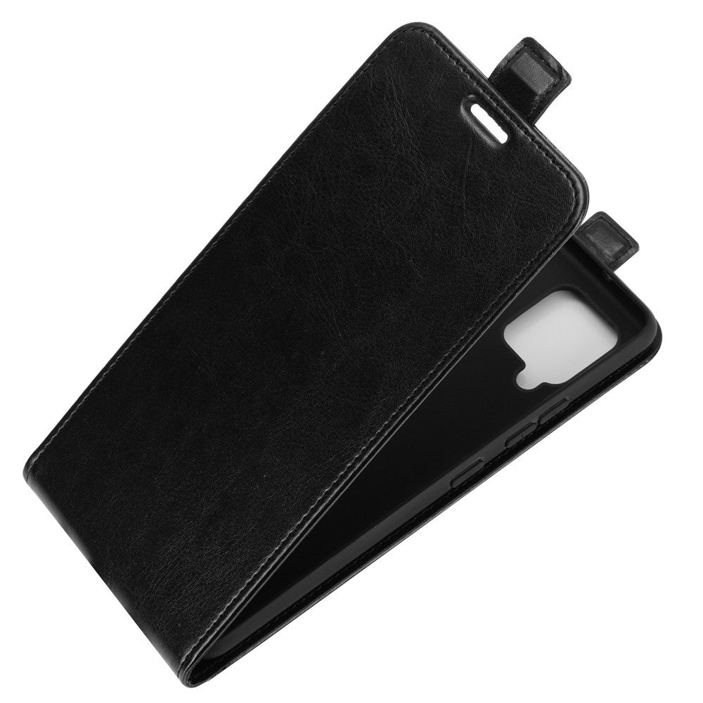 Custodia a libro in pelle nera per smartphone, aperta.