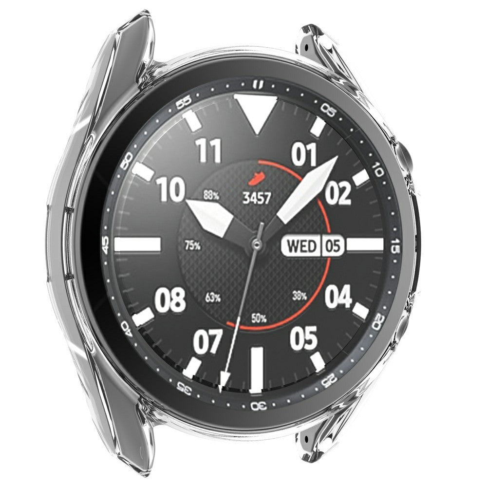 Coque de protection transparente sur une montre connectée à écran numérique noir.