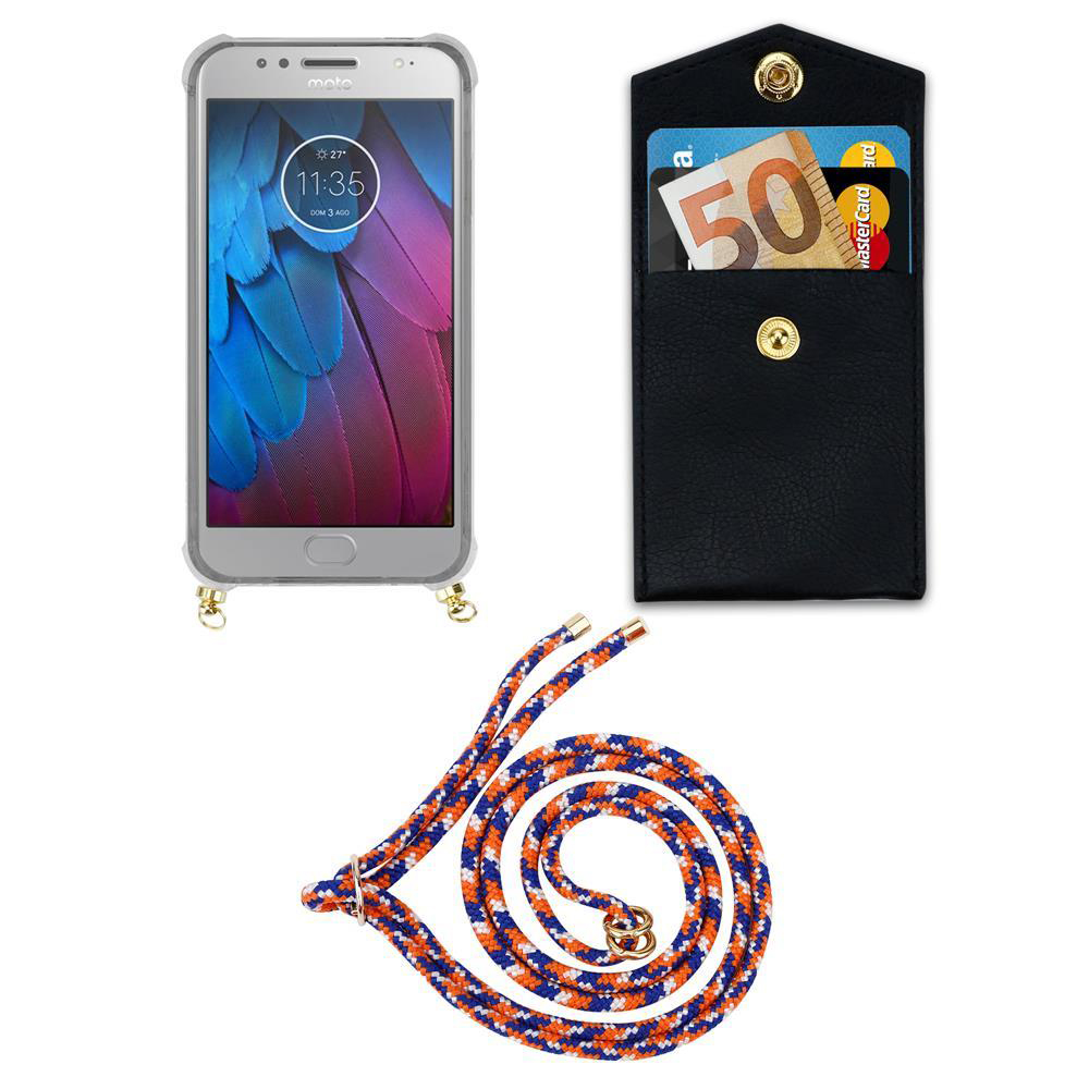 Uno smartphone in custodia, un portafoglio nero con soldi e carte, e un cordino.