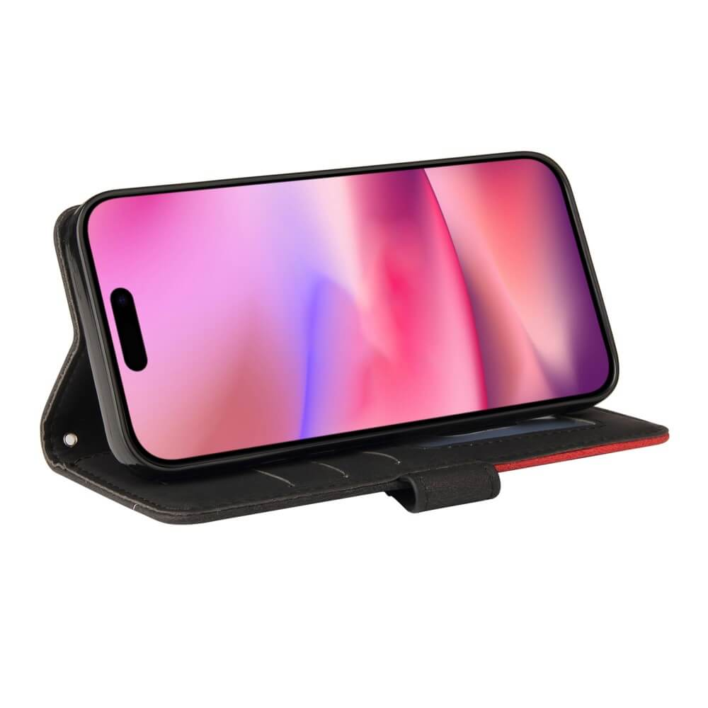 Uno smartphone in una custodia a libro nera con bordo rosso. Lo schermo mostra un motivo astratto.