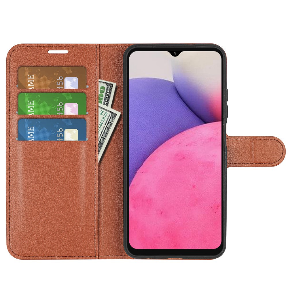 Custodia per telefono marrone con slot per carte, contanti e smartphone.