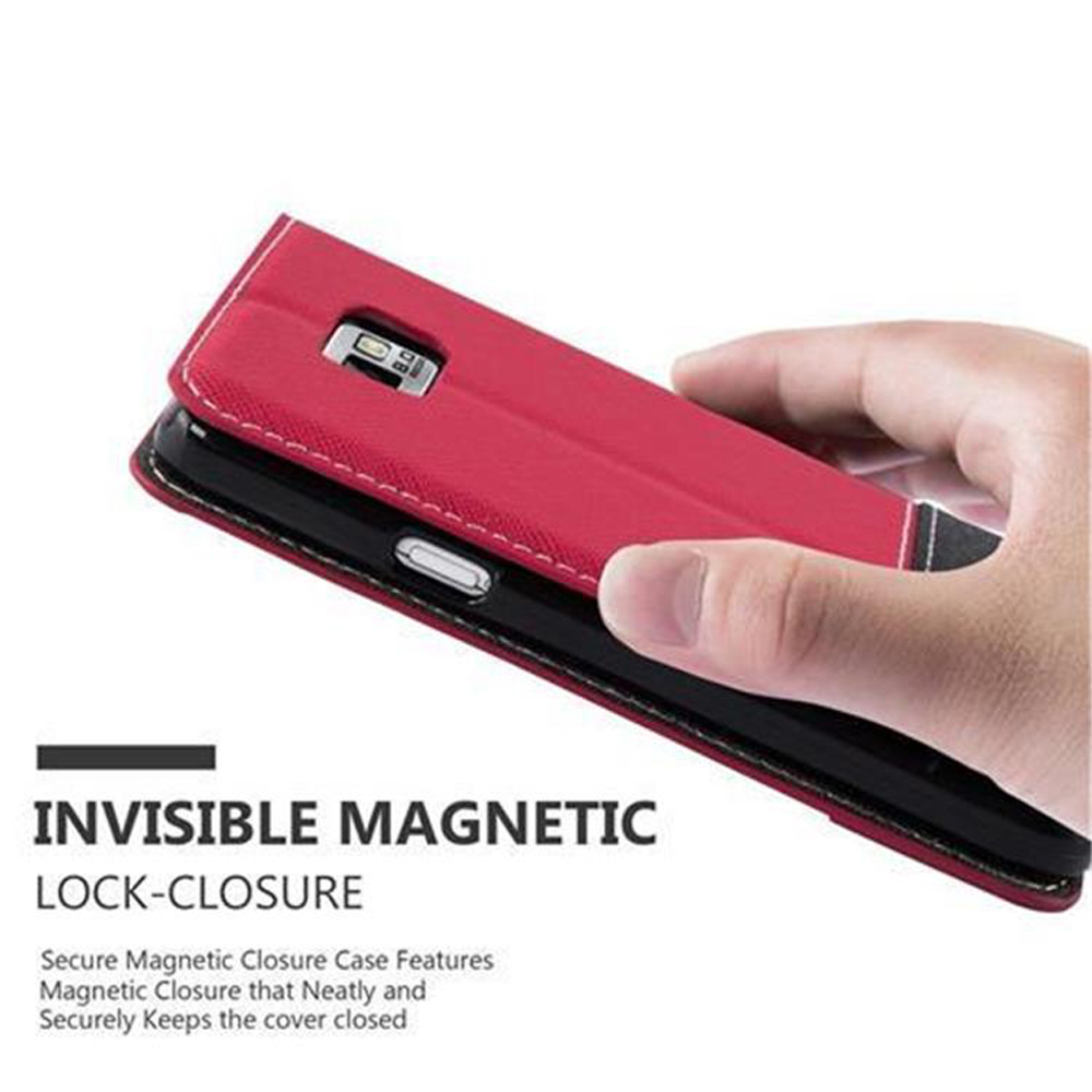 Rote Handyhülle mit magnetischem Verschluss, gehalten von einer Hand.