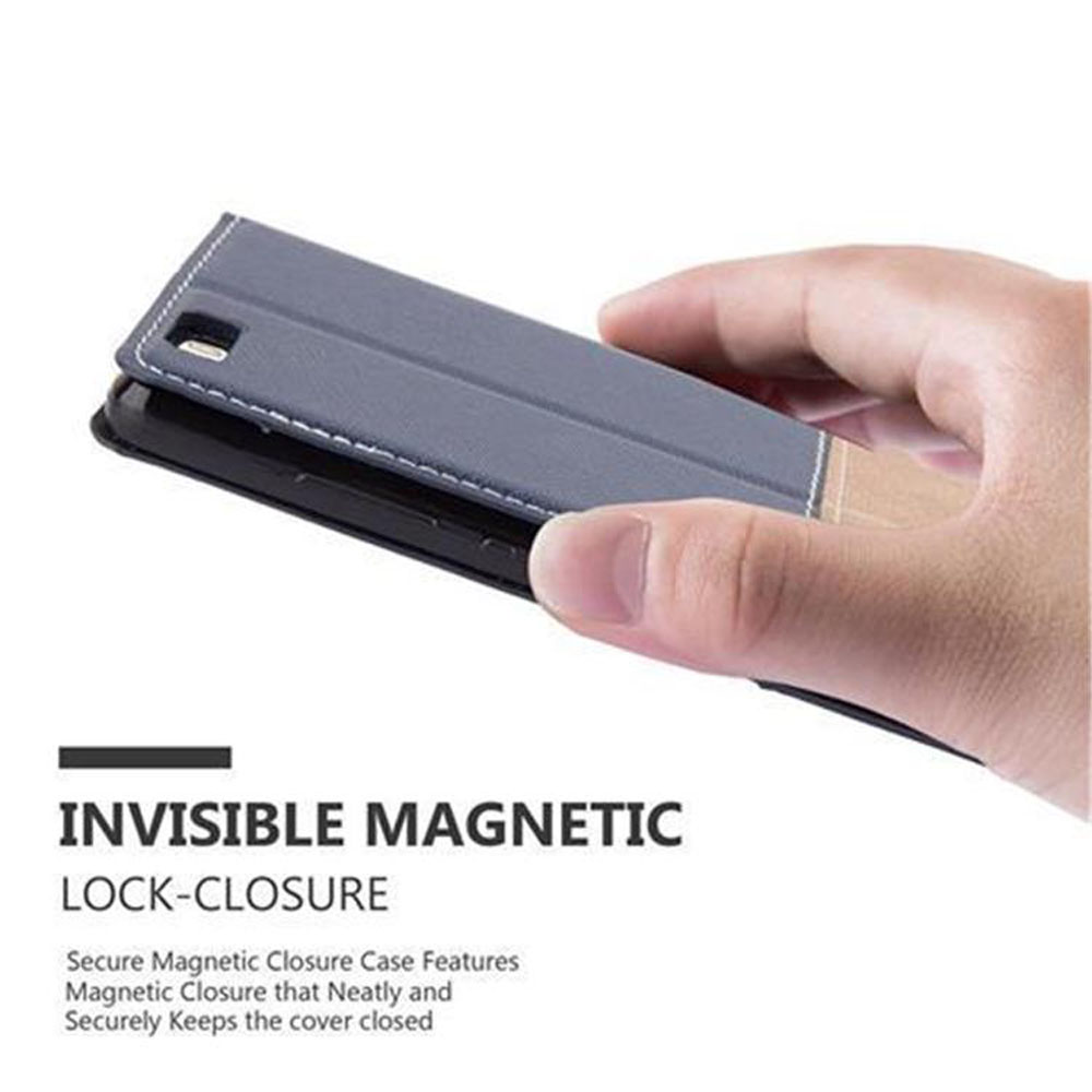 Custodia grigia per telefono con chiusura magnetica invisibile tenuta da una mano.