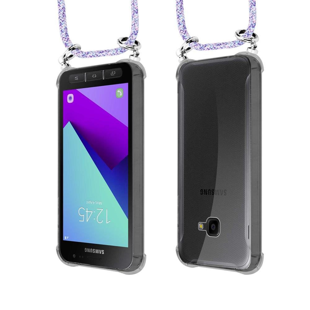 Due viste di un telefono Samsung nero in custodia trasparente con cordino.