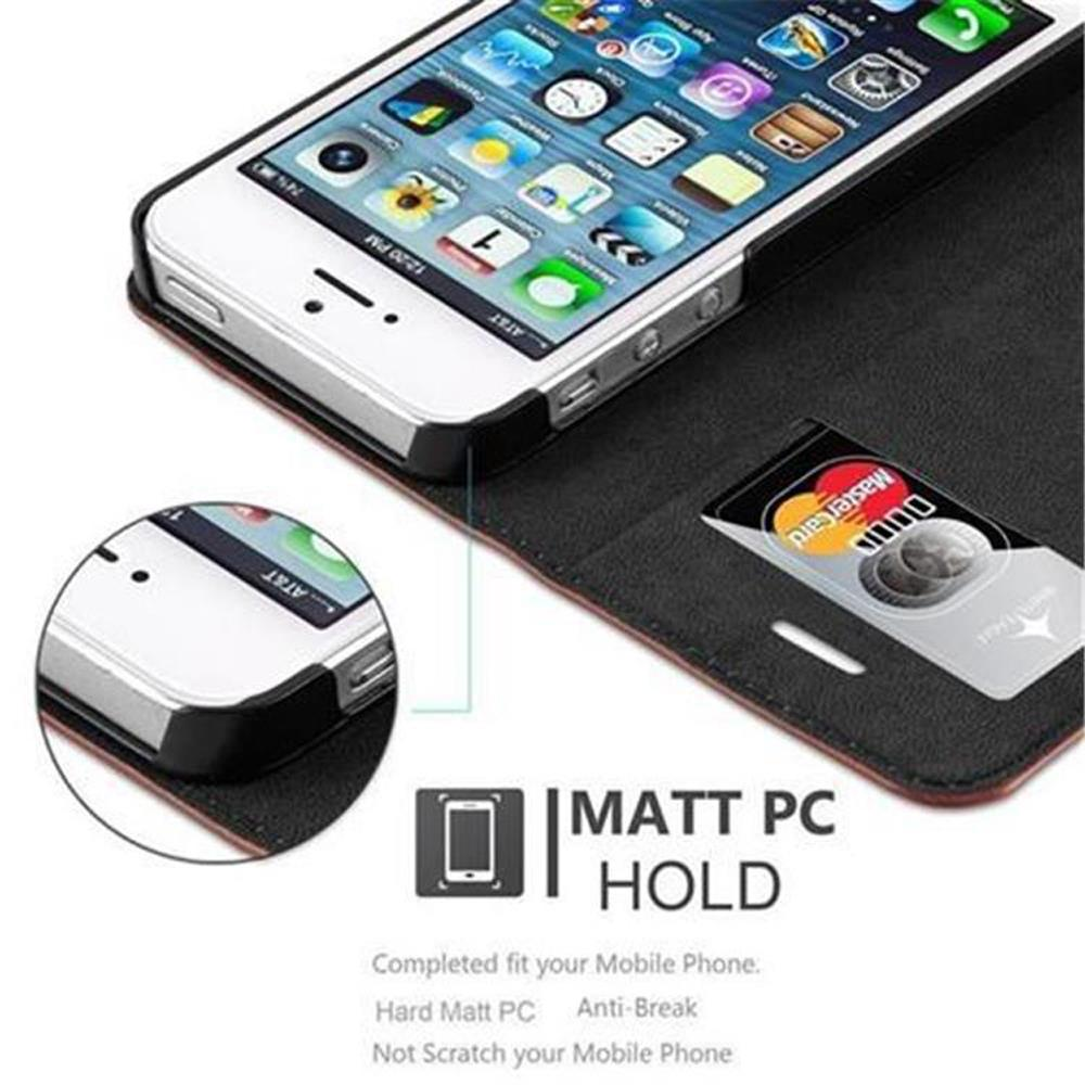 Un iPhone in una custodia nera con una MasterCard.