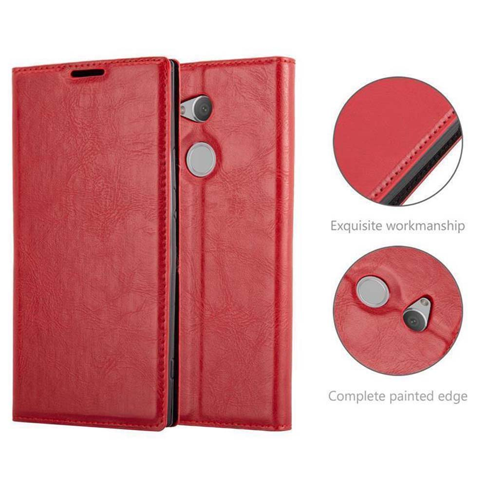 Funda roja para teléfono con recorte de cámara y costuras.