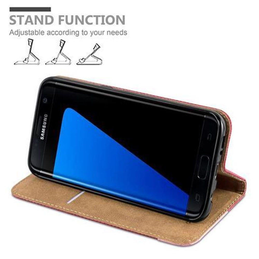 Uno smartphone in una custodia rossa che funge da supporto.