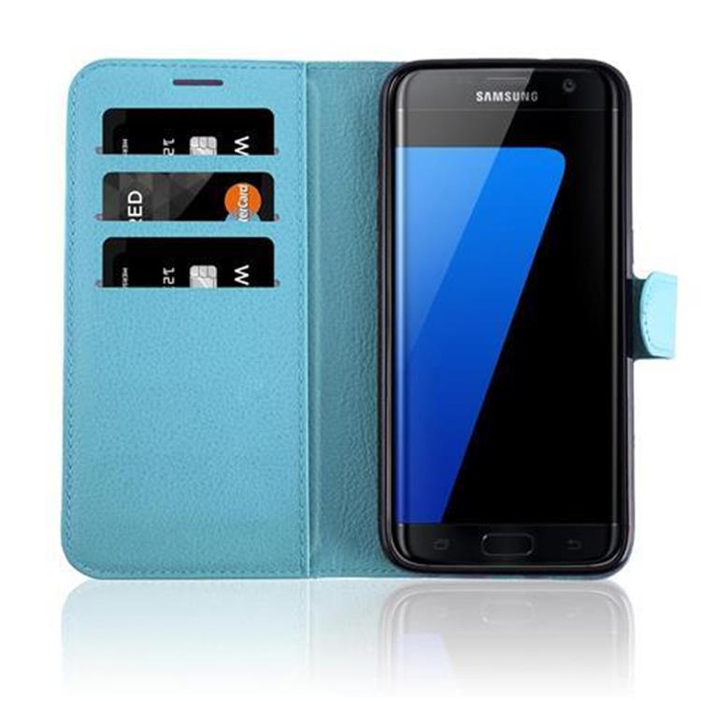 Una custodia a conchiglia azzurra con tre fessure per carte e uno smartphone Samsung.