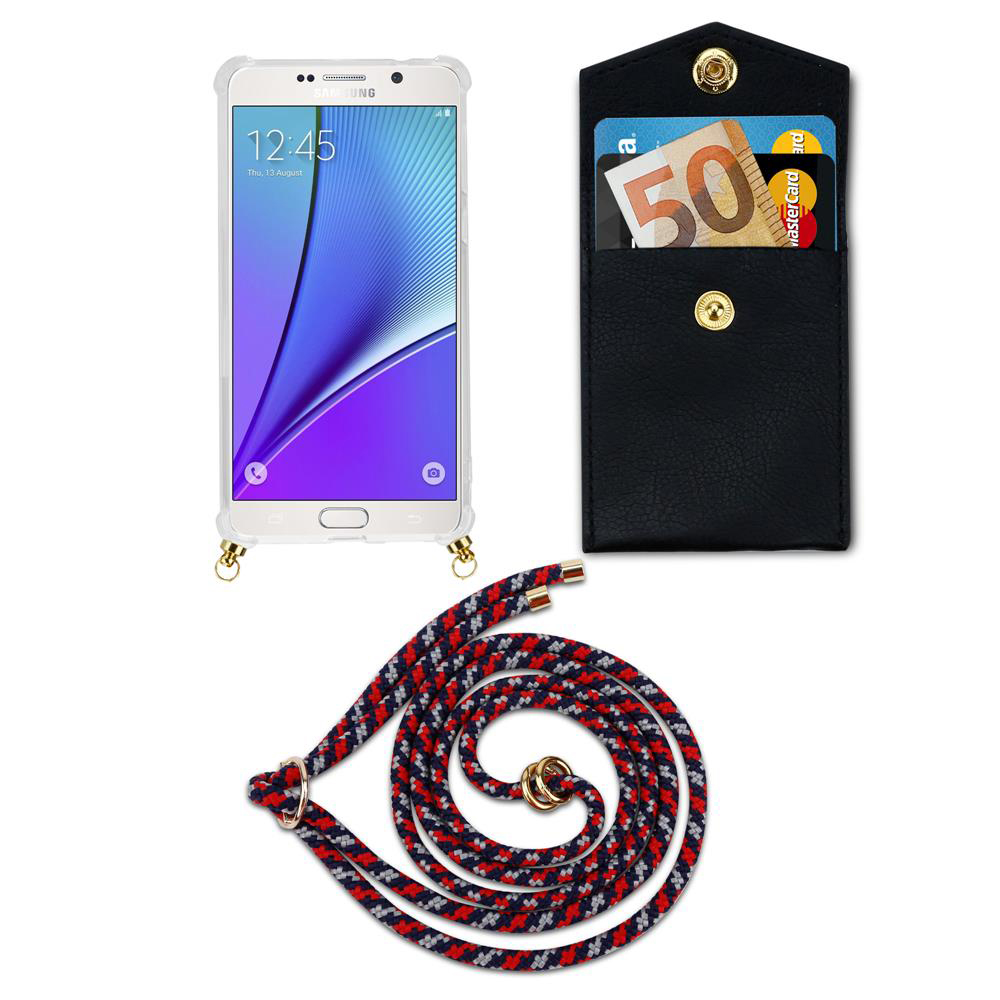Un Samsung con custodia trasparente, portacarte nero con soldi e cordino rosso, blu e bianco.