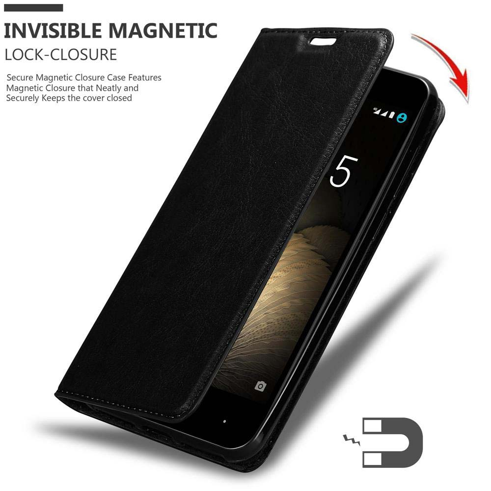 Funda negra para teléfono con cierre magnético, muestra una tapa abierta y la hora.