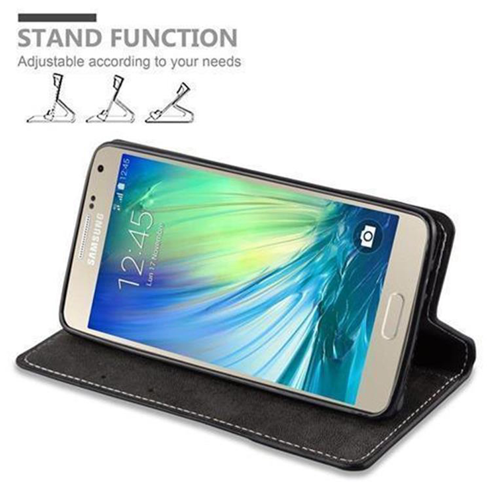 Ein Smartphone in einer schwarzen Hülle mit Ständerfunktion.