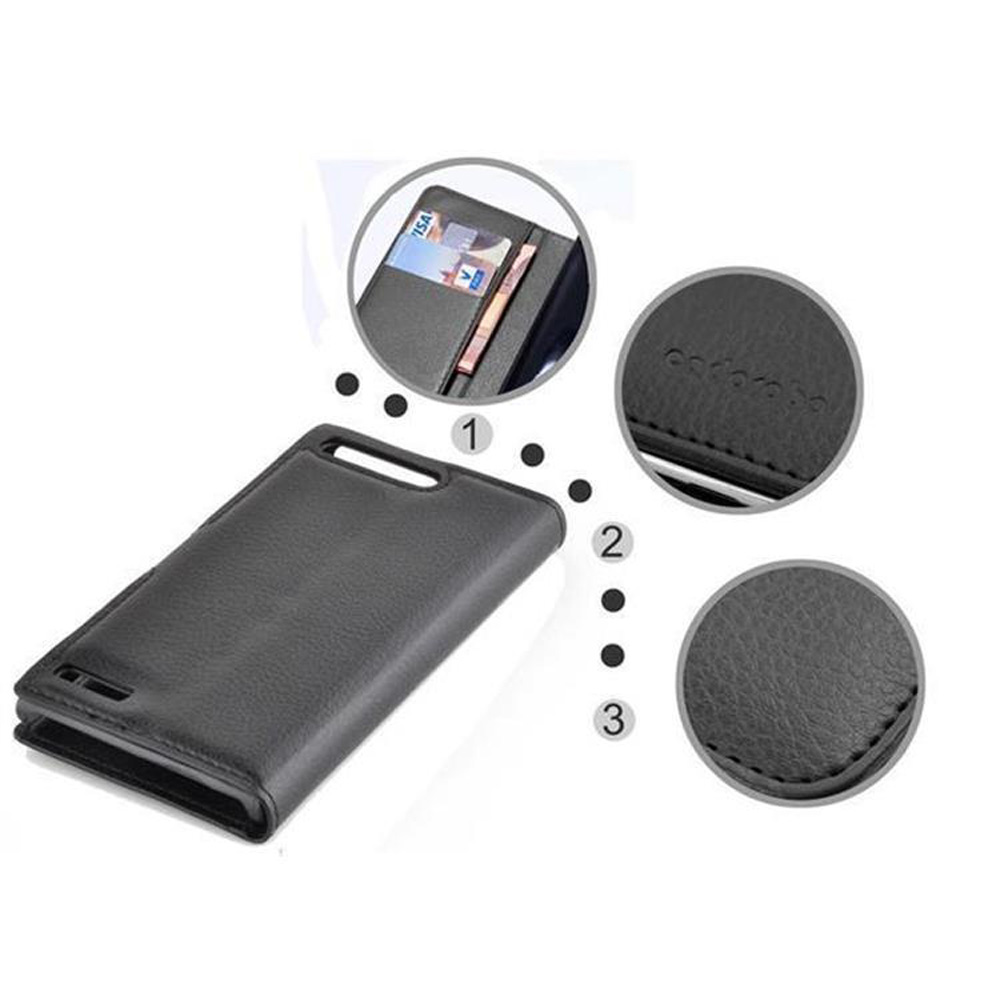 Funda de teléfono de cuero negro con ranuras para tarjetas y detalles de logo.