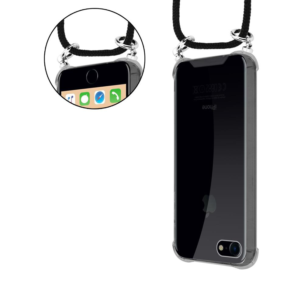 Ein schwarzes iPhone in einer durchsichtigen Hülle mit einem Band zum Umhängen.