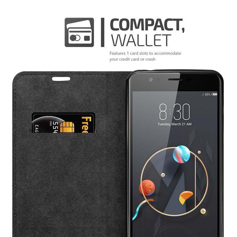 Schwarzes Handy mit Wallet-Hülle. Ein Fach für eine Karte. Uhrzeit 8:30.