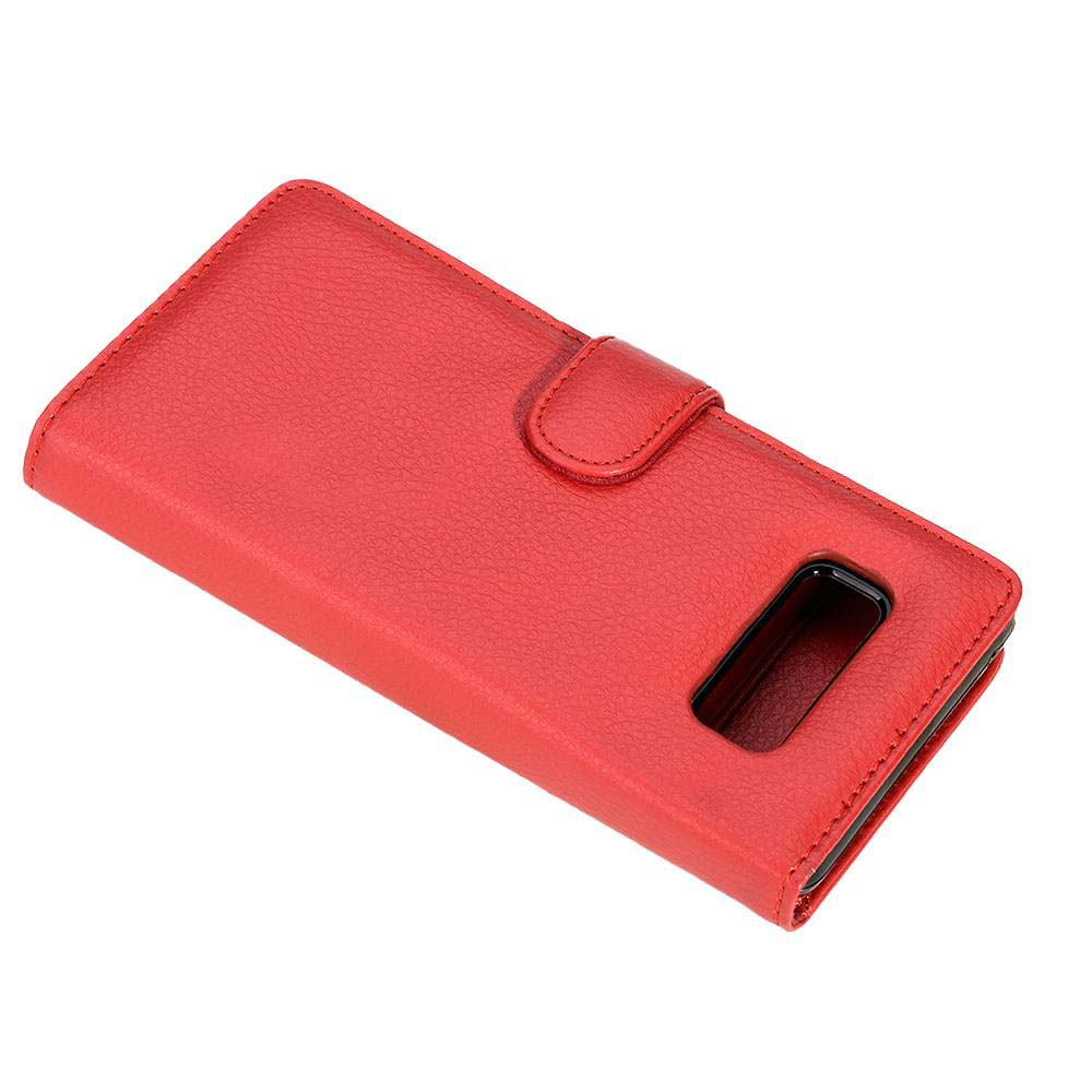 Rote Lederhülle für ein Smartphone mit Ausschnitt für die Kamera.