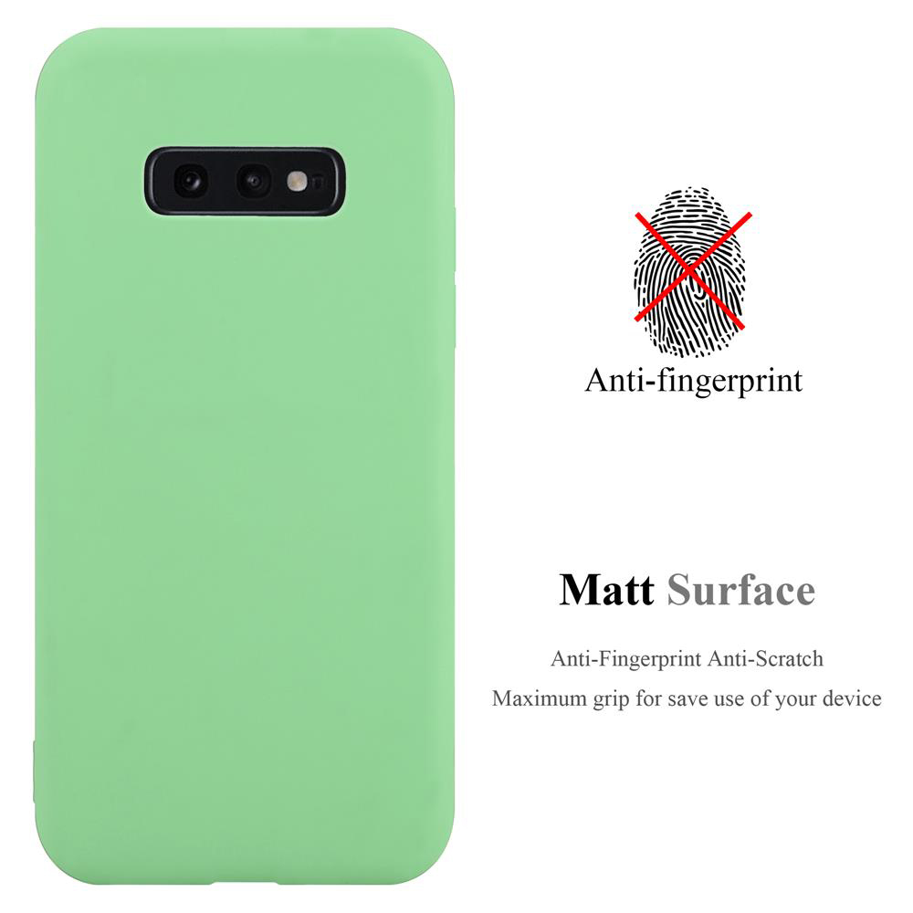 Custodia verde chiaro per telefono con ritaglio fotocamera e icona impronta.