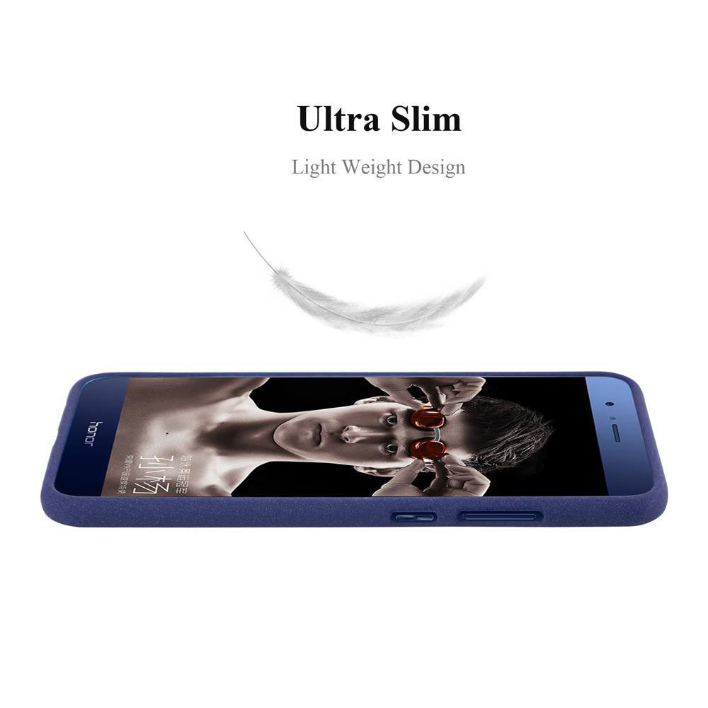 Uno smartphone blu sottile che mostra un nuotatore. Pubblicità di design leggero.