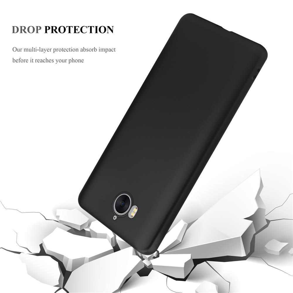 Schwarzes Handy auf zerbrochenem Boden, Fallschutz-Design.