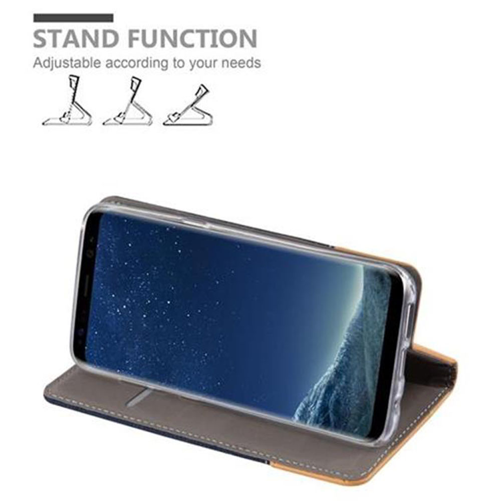 Uno smartphone in una custodia marrone che funge da supporto.