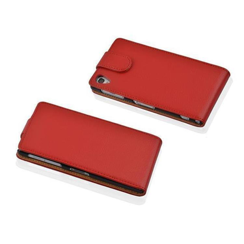 Due custodie rosse in pelle per smartphone, su sfondo bianco.