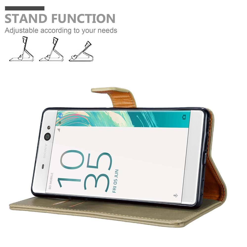 Un telefono Sony in una custodia color camoscio, mostra l'ora 10:35. Funzione stand mostrata.