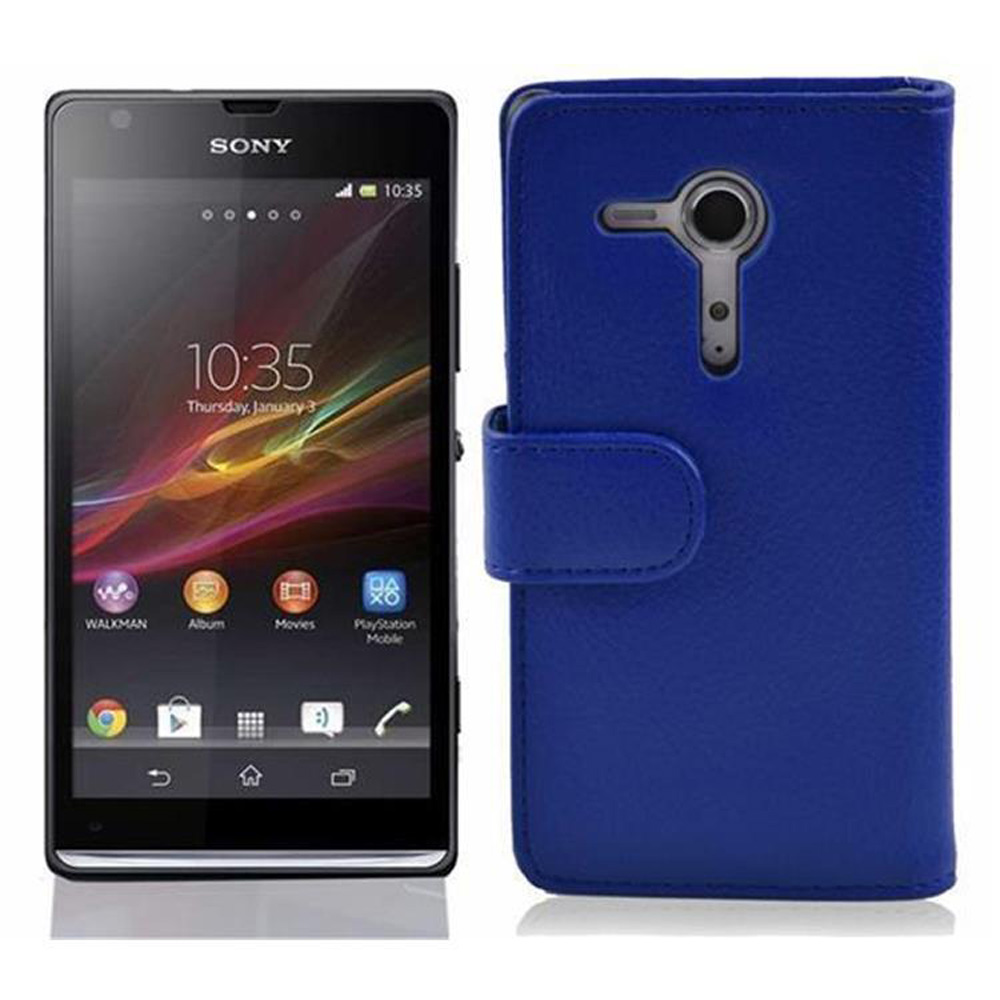 Un smartphone Sony negro junto a una funda de cuero azul con recortes para cámara.