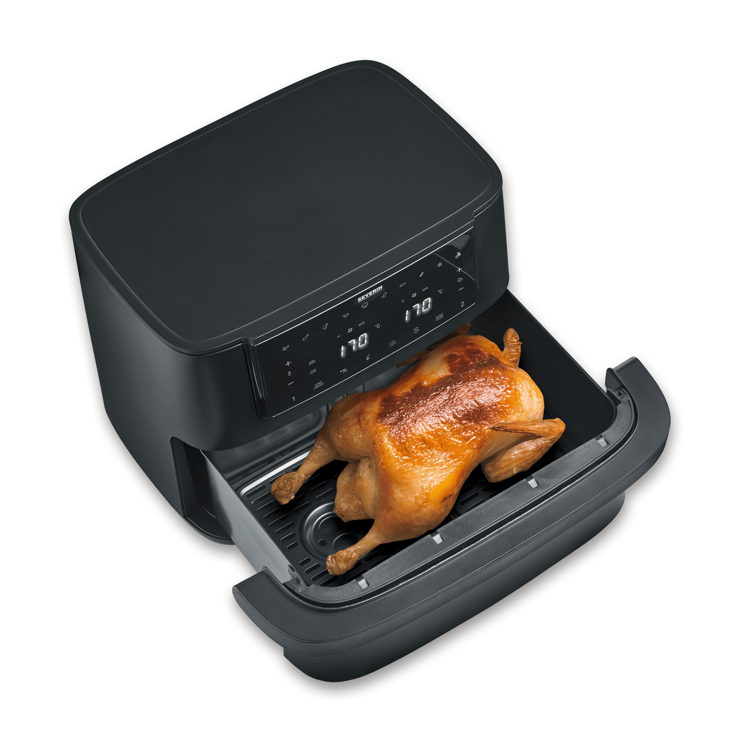 Złocisty kurczak leży w czarnym koszyku frytkownicy beztłuszczowej.