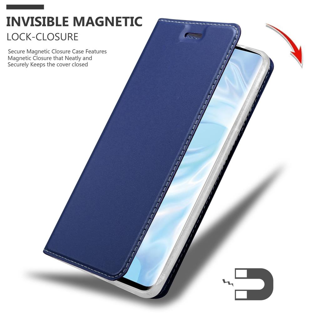Dunkelblaue Handyhülle mit Magnetverschluss, zeigt geschlossene Vorderseite.