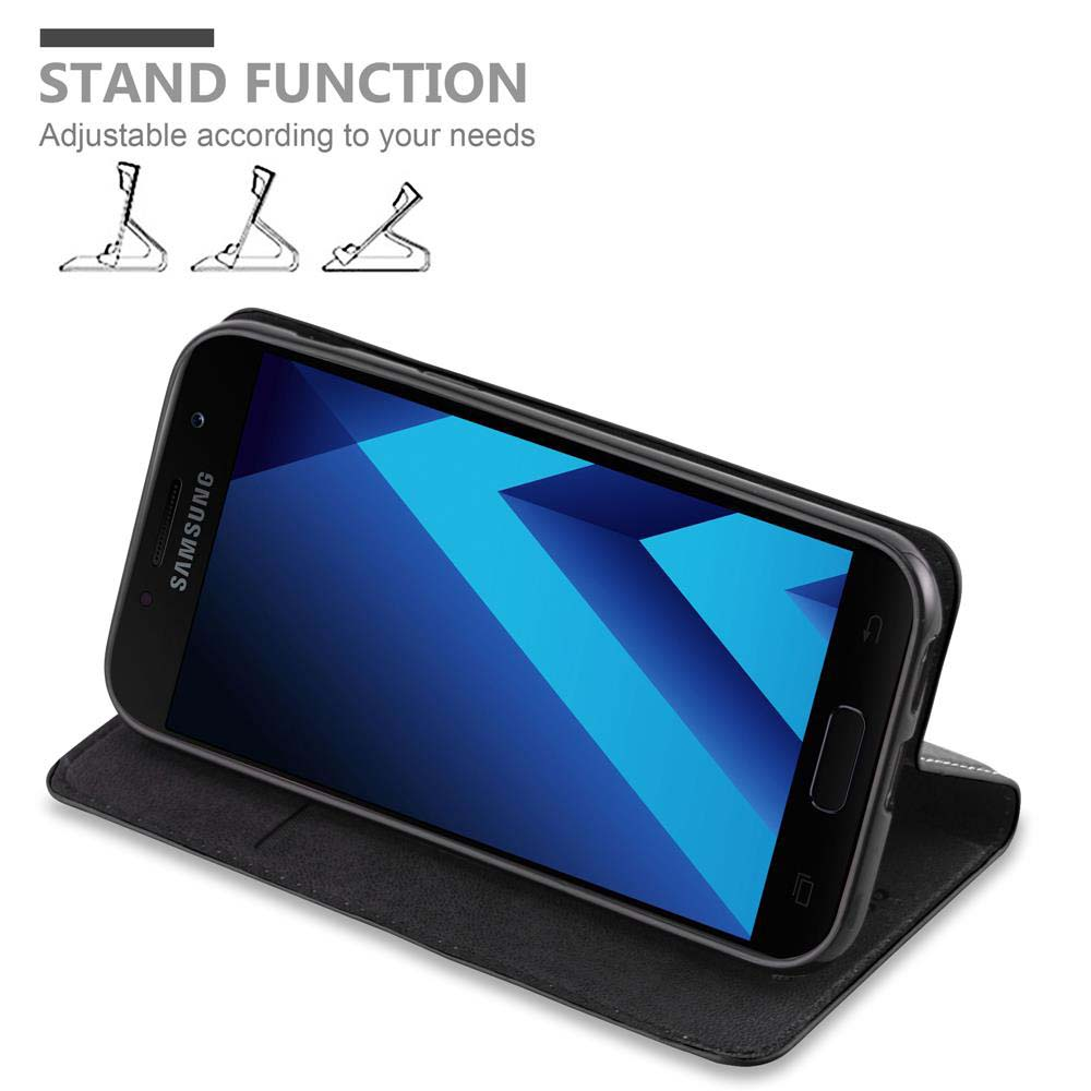Un telefono Samsung in una custodia nera che funge da supporto.