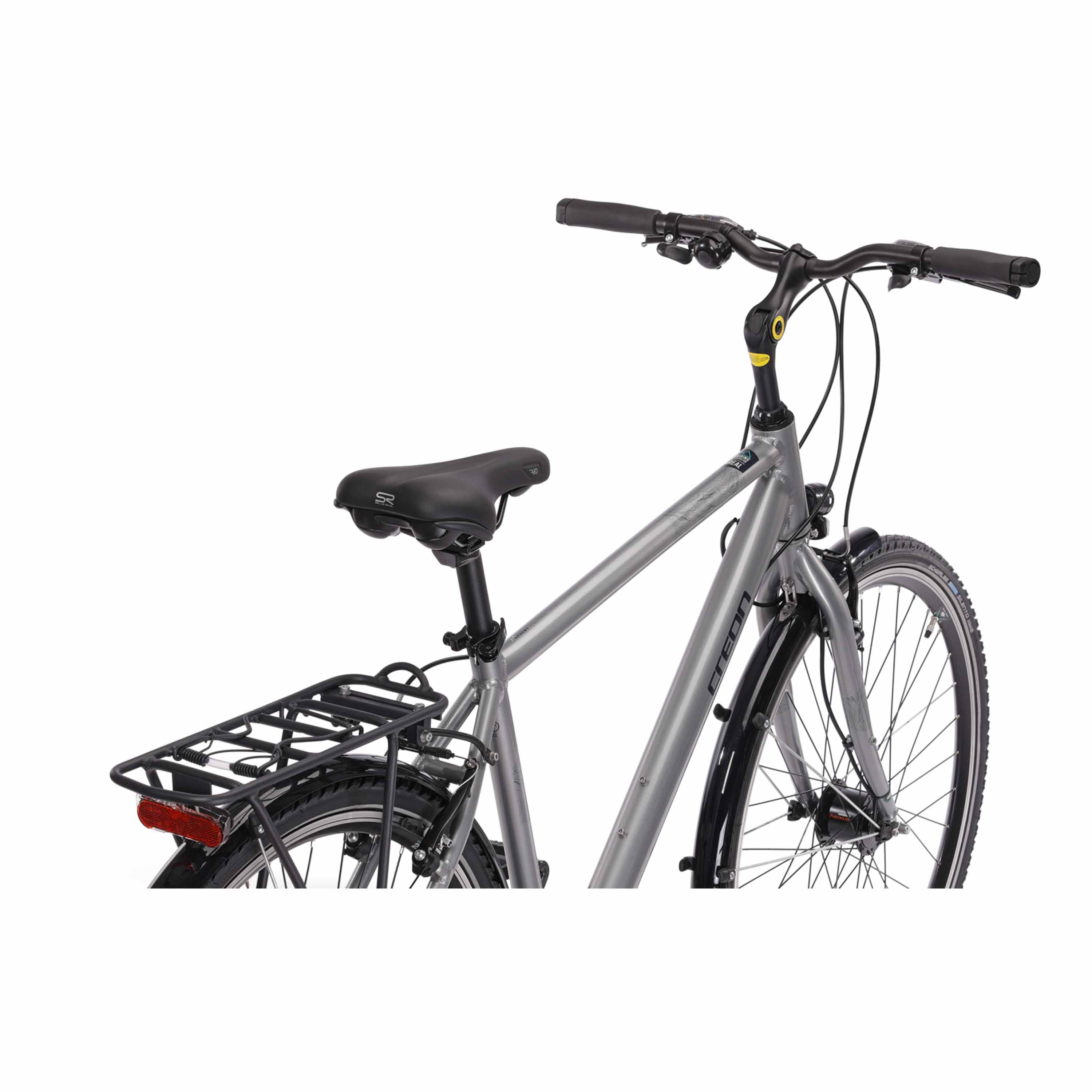 Graues Fahrrad mit Gepäckträger, Sattel und Lenker auf weißem Hintergrund.