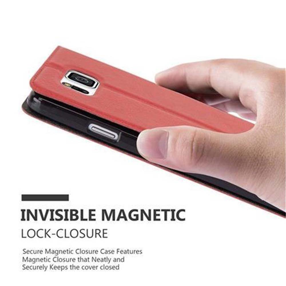 Funda roja para teléfono con cierre magnético. Mano sujetando funda.