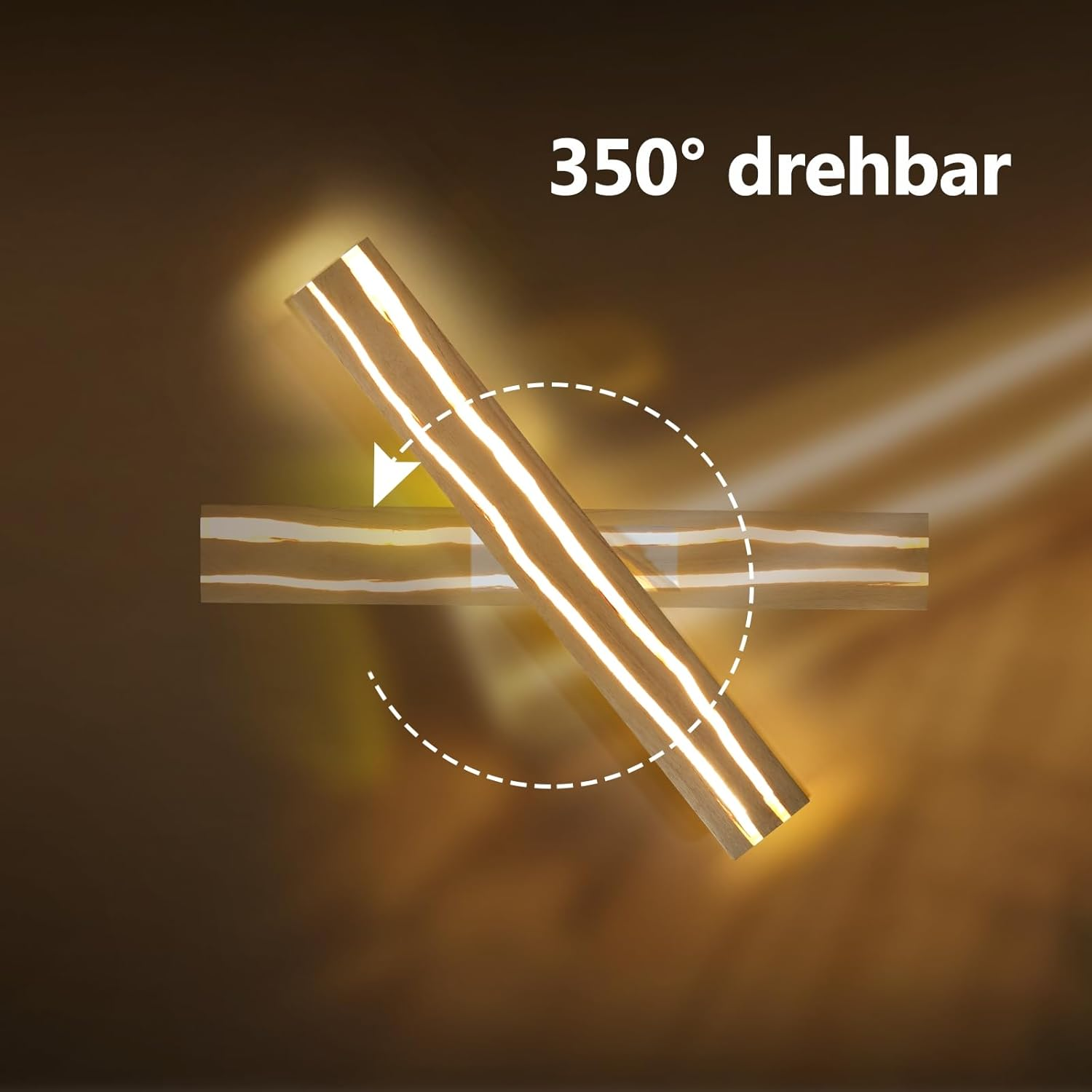 Holzlicht mit 350° Drehung, gelbe Lichterkette, Pfeil zeigt Drehung.