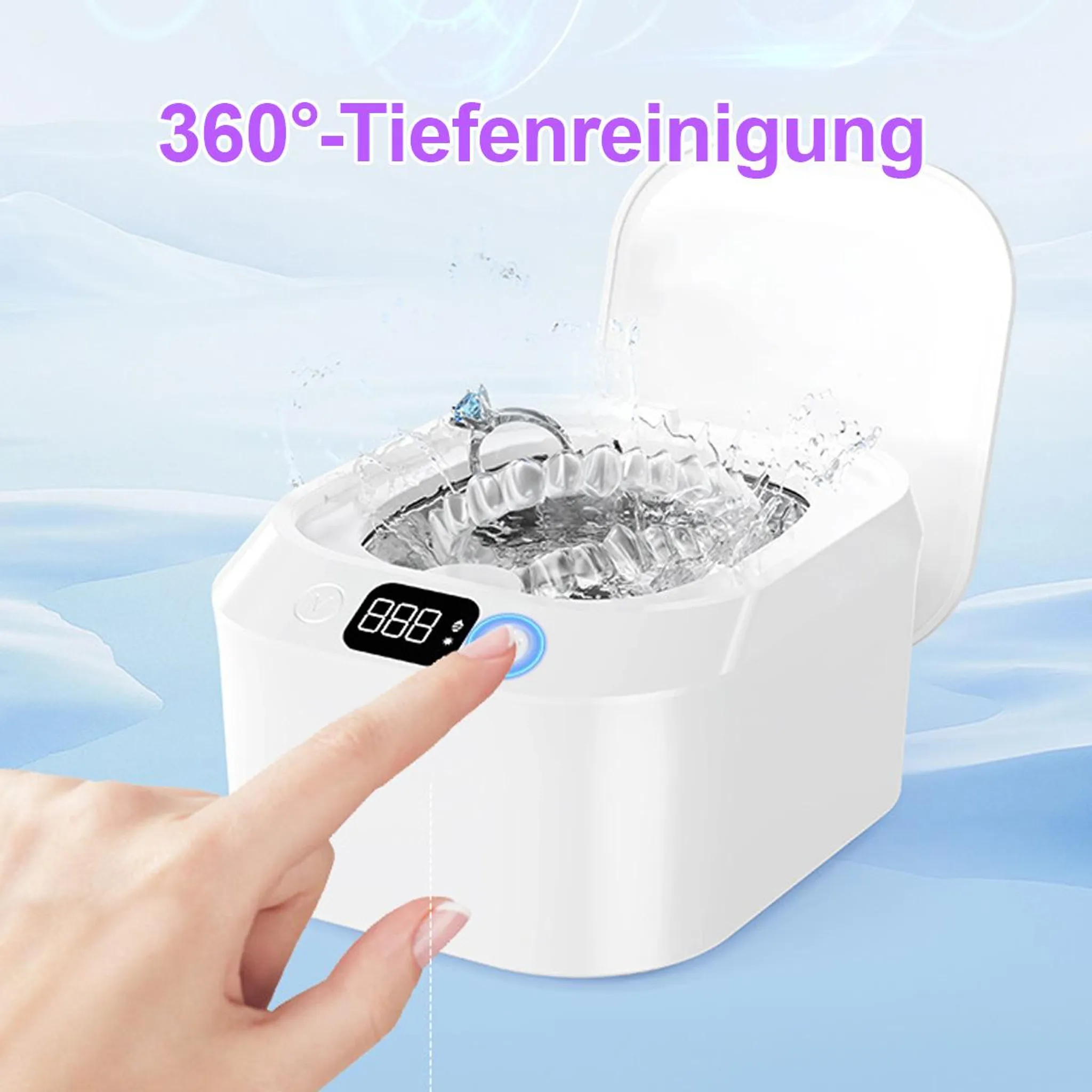 Ein Finger drückt auf einen Knopf eines weißen Reinigungsgeräts mit Display.