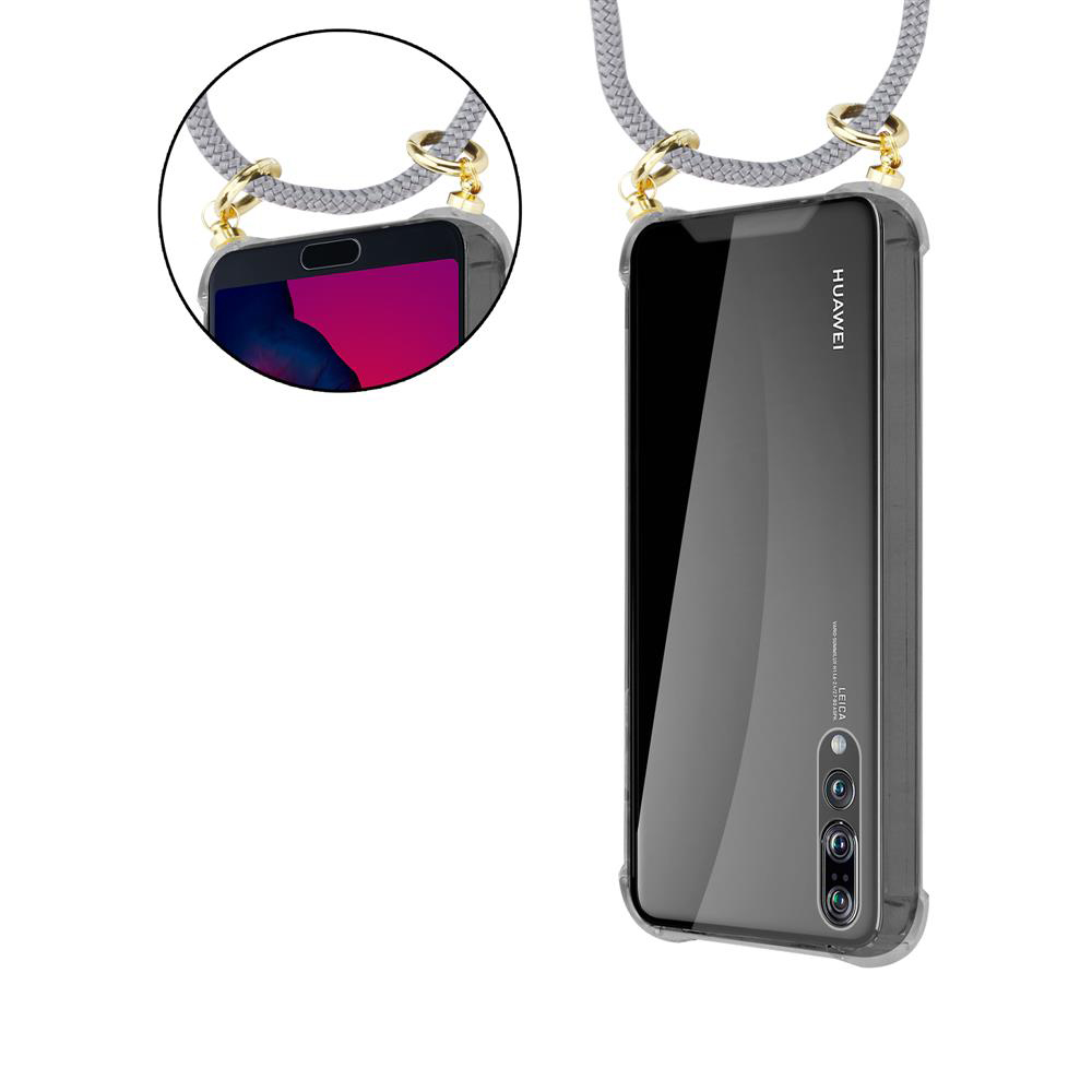 Laccio grigio con finiture dorate attaccato a una custodia trasparente per uno smartphone Huawei.