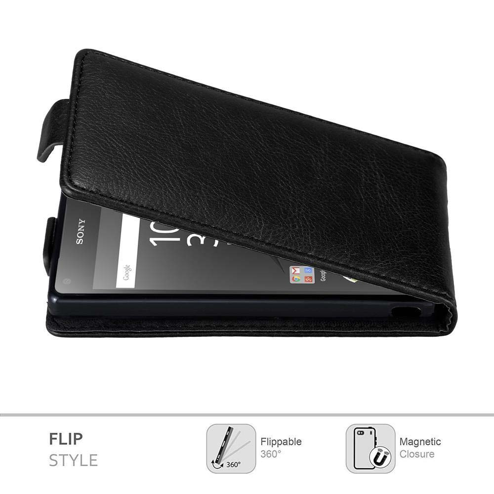 Schwarze Lederhülle mit magnetischem Verschluss für ein Sony-Smartphone.