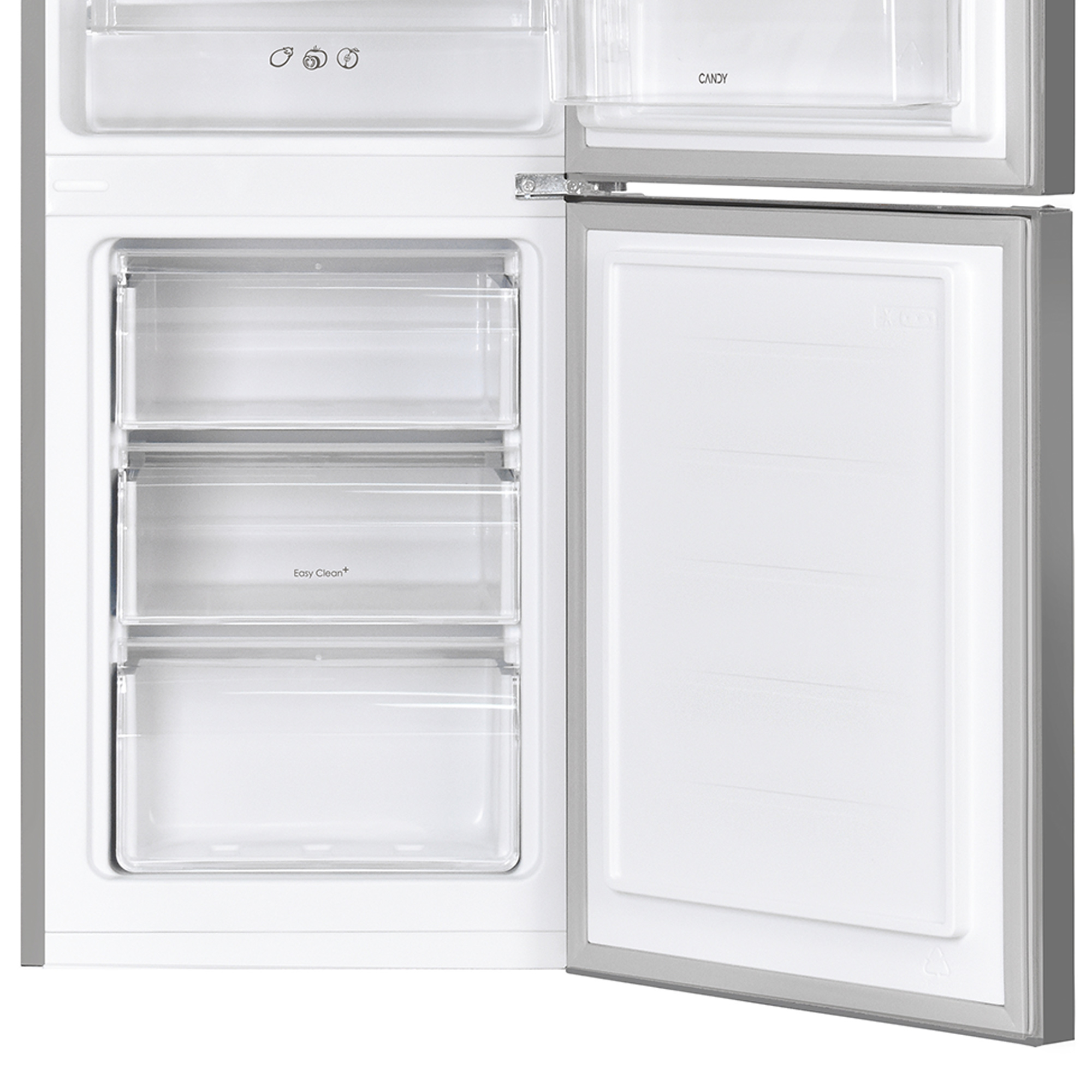 Ein offener Kühlschrank mit transparenten Schubladen und einer offenen Tür.