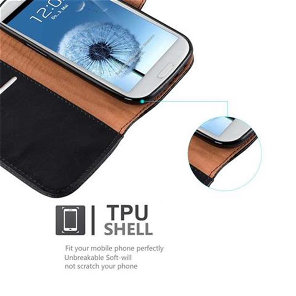Un smartphone en una funda marrón con el texto 'TPU SHELL'.