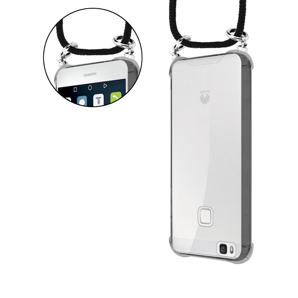 Uno smartphone in custodia trasparente con laccetto, vista frontale e posteriore.