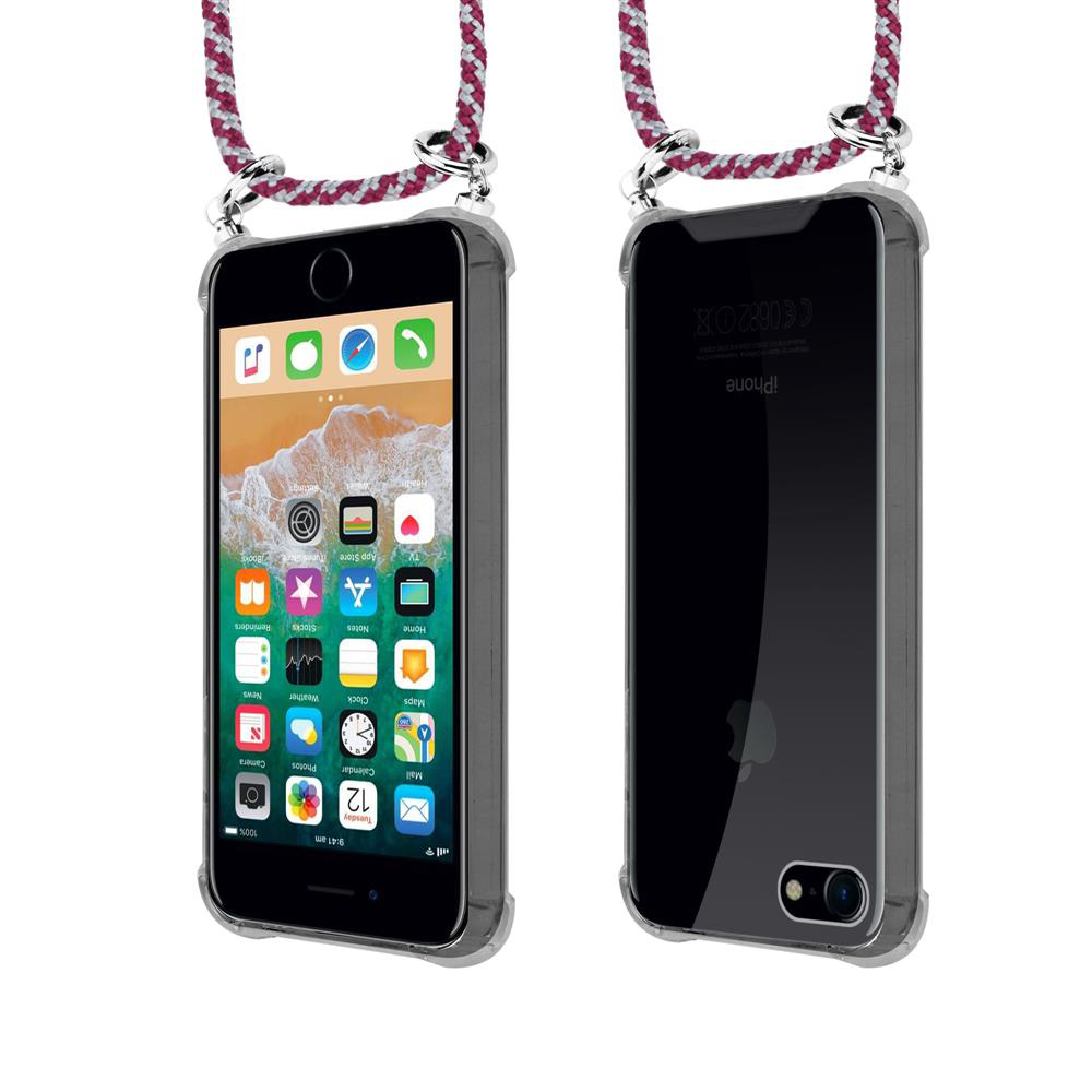 Due iPhone in custodie trasparenti pendono da un cinturino intrecciato. Uno mostra lo schermo, l'altro il retro.