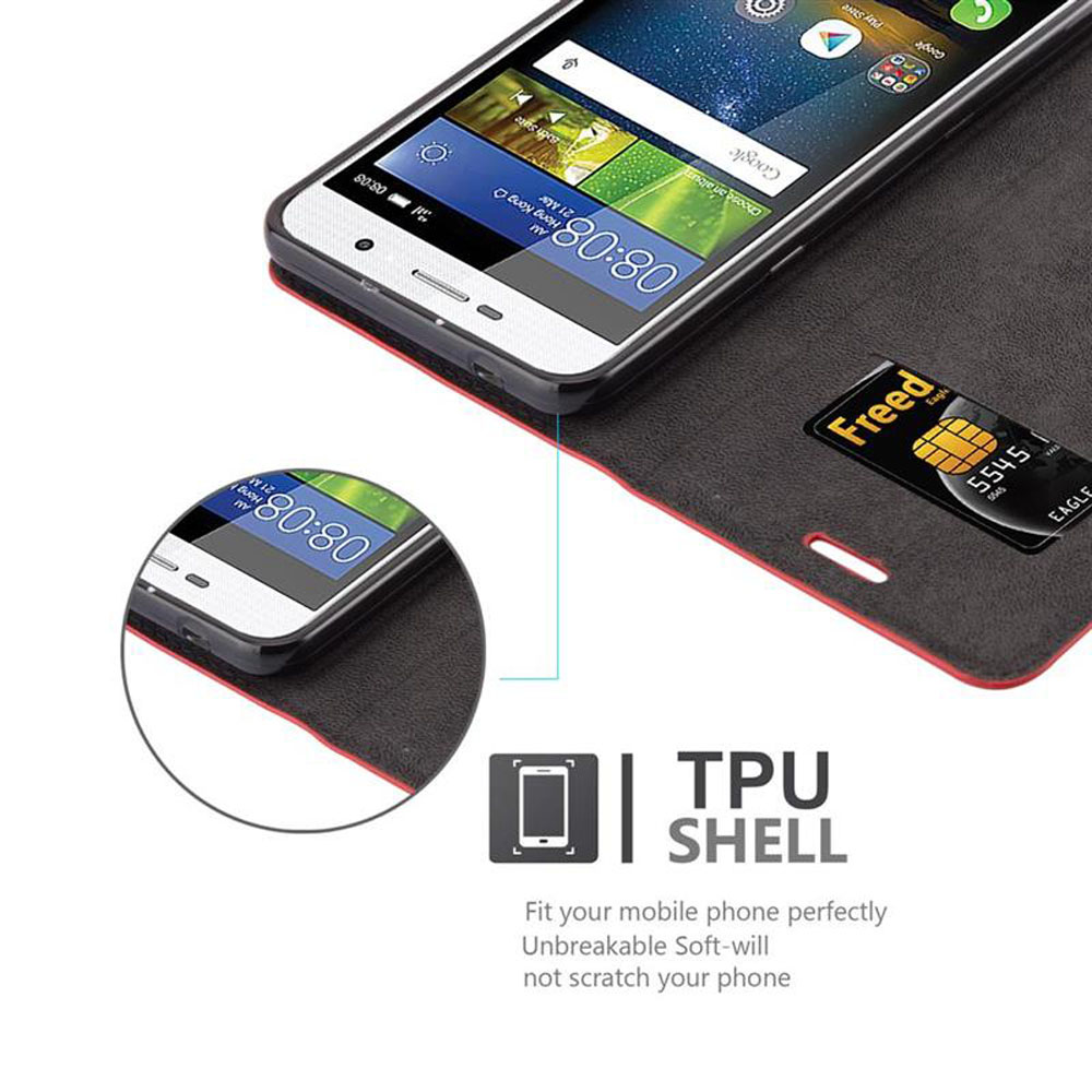 Uno smartphone in una custodia a libro nera, mostra una SIM e testo.