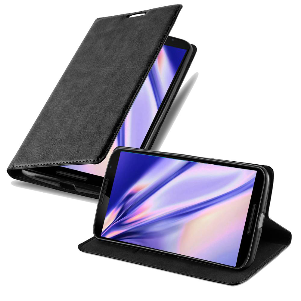 Una funda tipo libro negra para un smartphone con fondo de pantalla colorido.