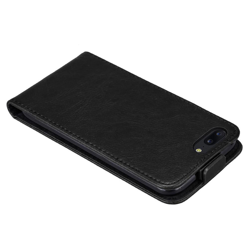 Custodia a libro in pelle nera per smartphone con foro fotocamera.