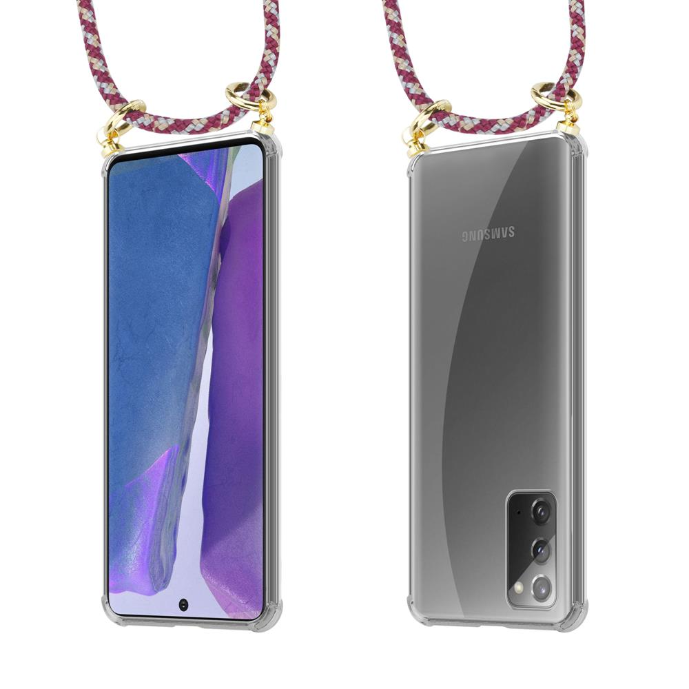 Uno smartphone in custodia trasparente con laccetto.