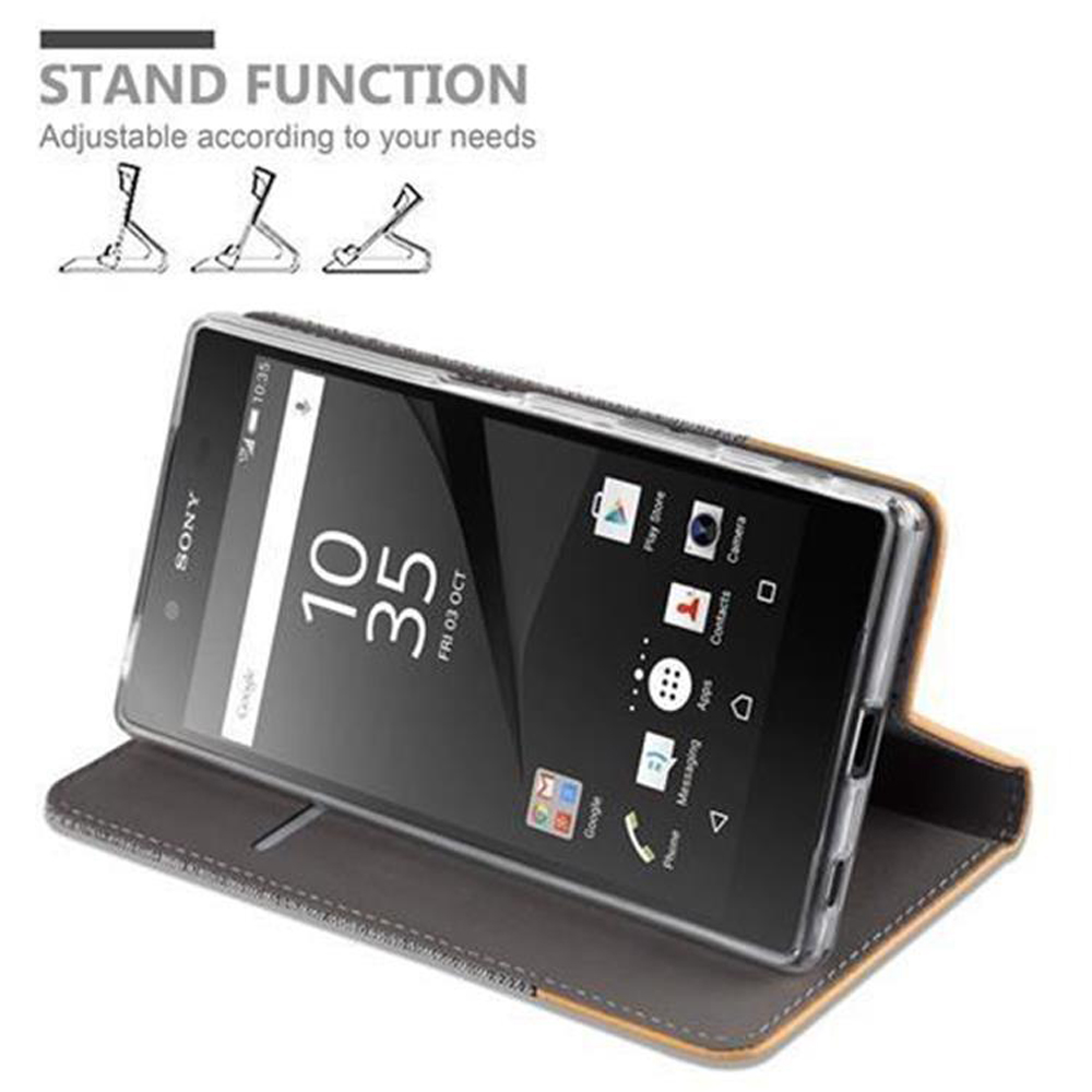 Uno smartphone Sony in una custodia grigia con funzione stand.
