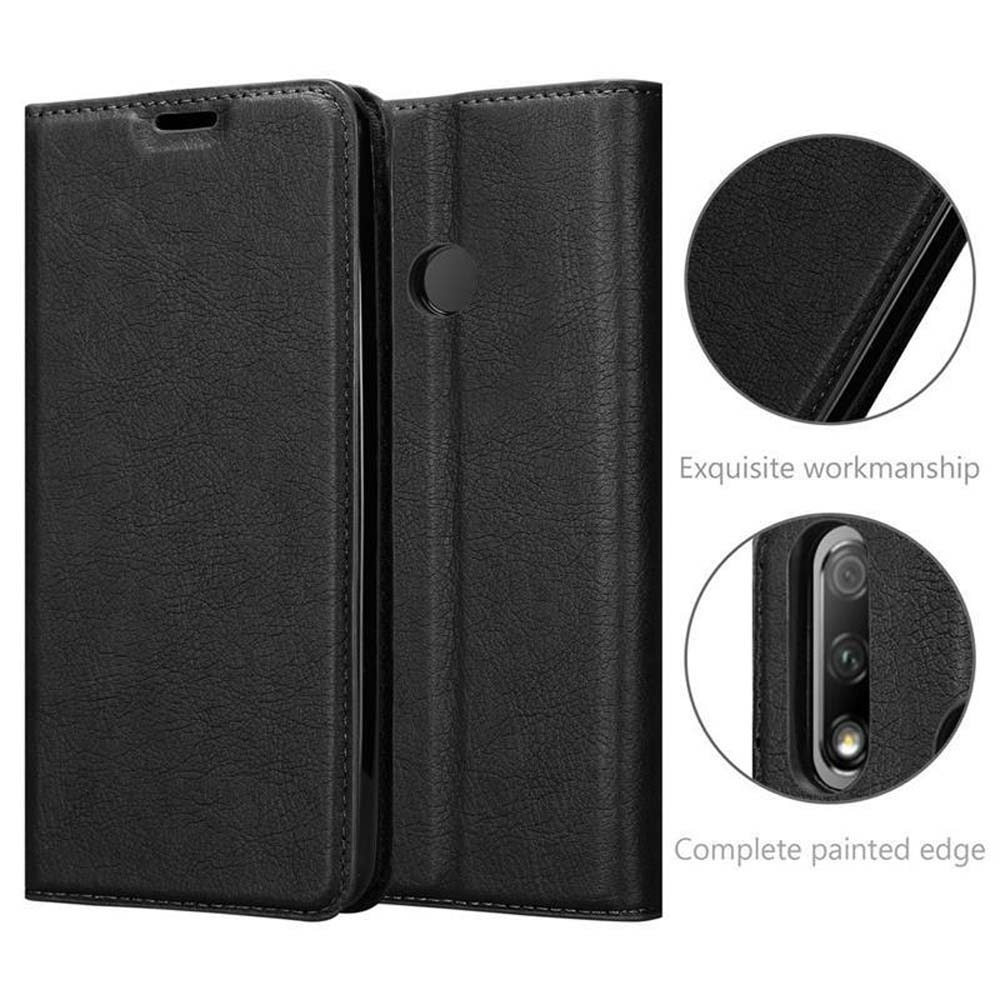 Schwarzes Leder-Flip-Case mit Kameraöffnung und Nähten.